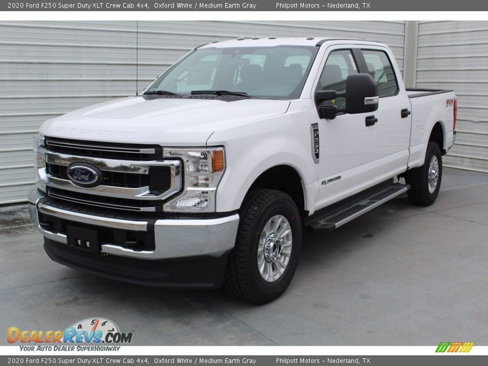 2020 Ford F250 Super Duty XLT Crew Cab 4x4 Oxford White / Medium Earth Gray Photo #4