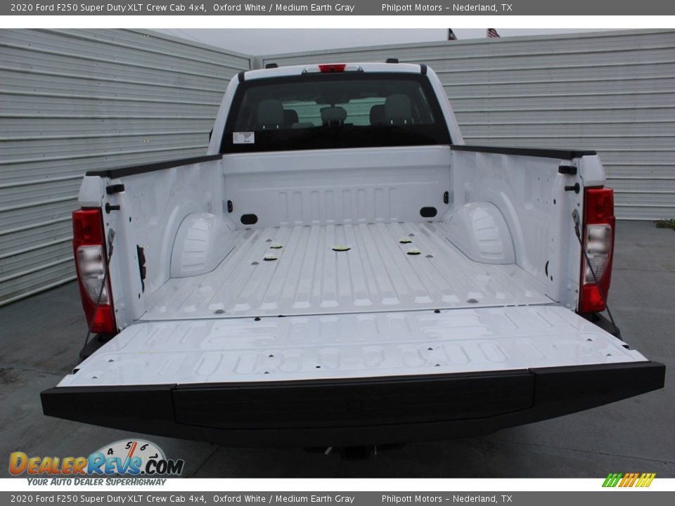 2020 Ford F250 Super Duty XLT Crew Cab 4x4 Oxford White / Medium Earth Gray Photo #22