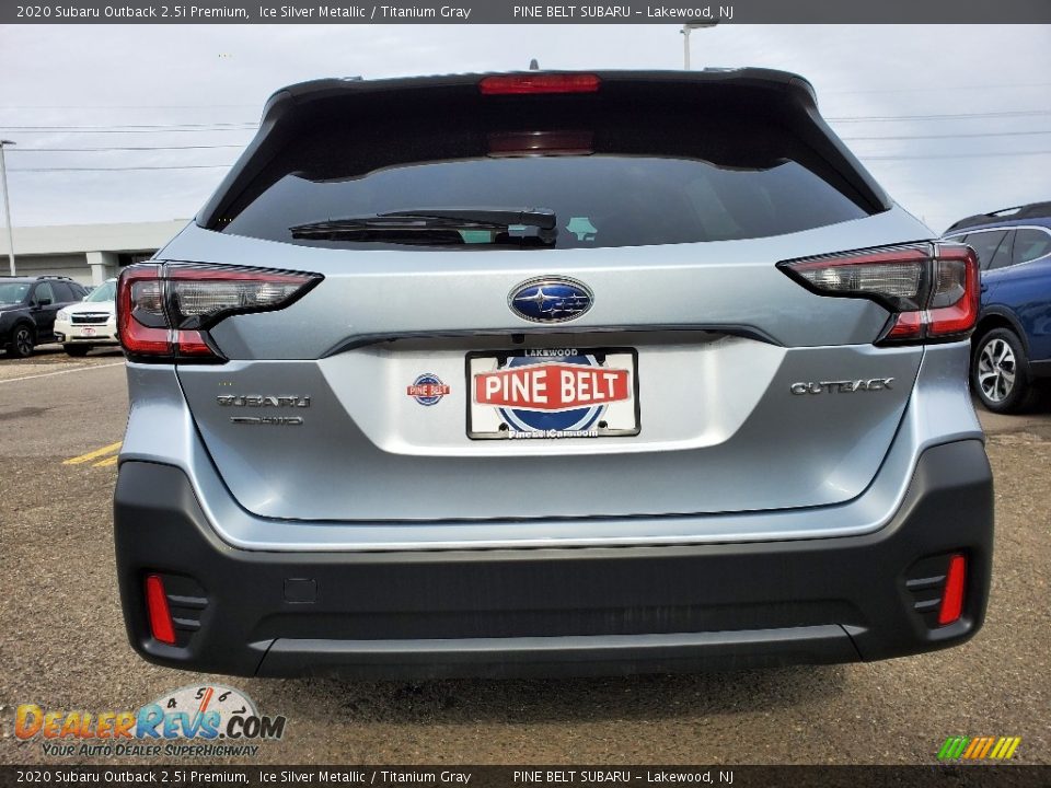 2020 Subaru Outback 2.5i Premium Ice Silver Metallic / Titanium Gray Photo #5