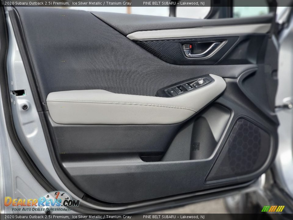 2020 Subaru Outback 2.5i Premium Ice Silver Metallic / Titanium Gray Photo #7