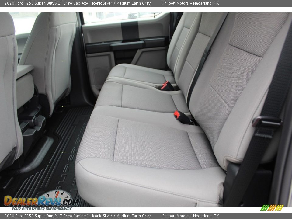 2020 Ford F250 Super Duty XLT Crew Cab 4x4 Iconic Silver / Medium Earth Gray Photo #19
