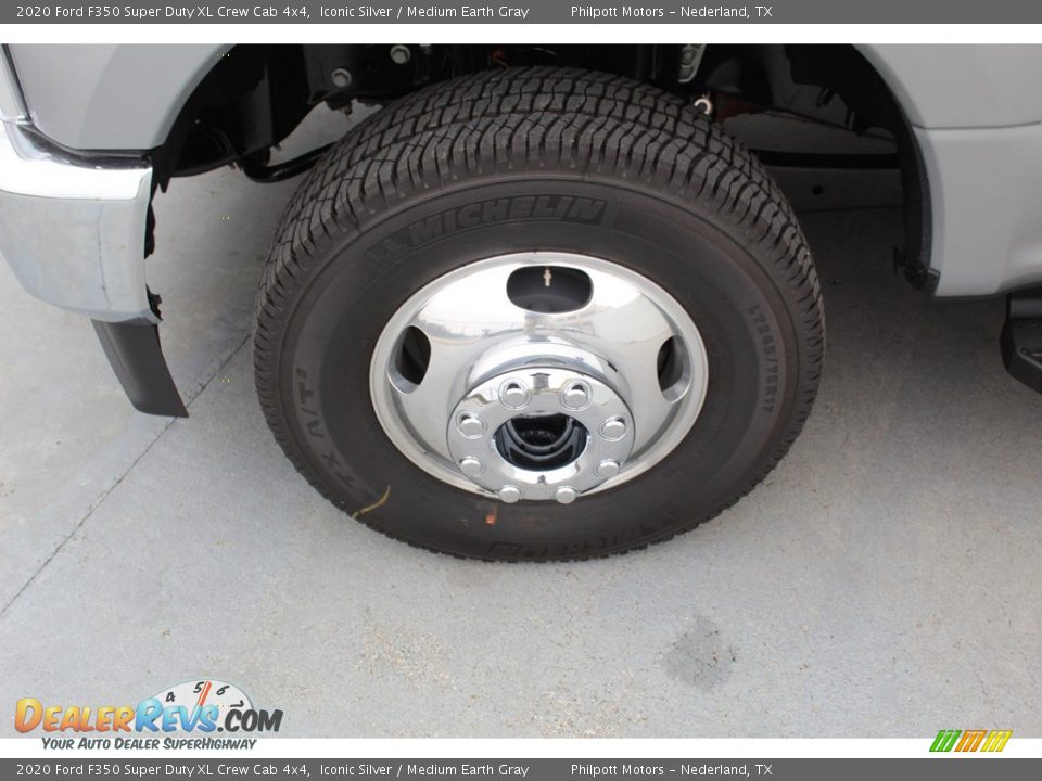 2020 Ford F350 Super Duty XL Crew Cab 4x4 Iconic Silver / Medium Earth Gray Photo #5