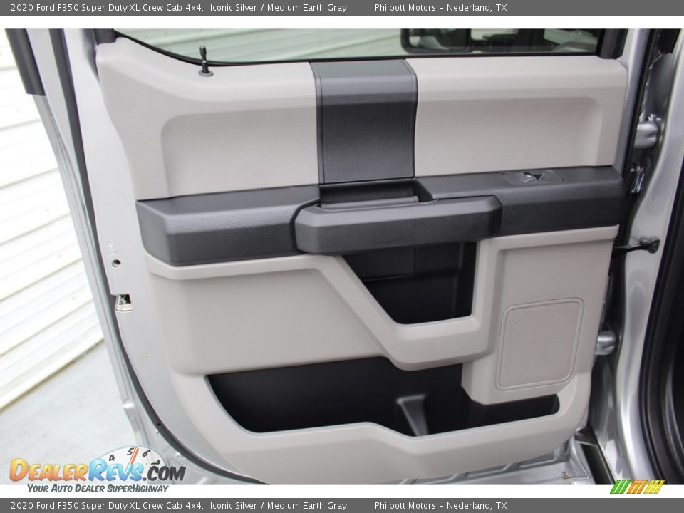 2020 Ford F350 Super Duty XL Crew Cab 4x4 Iconic Silver / Medium Earth Gray Photo #18