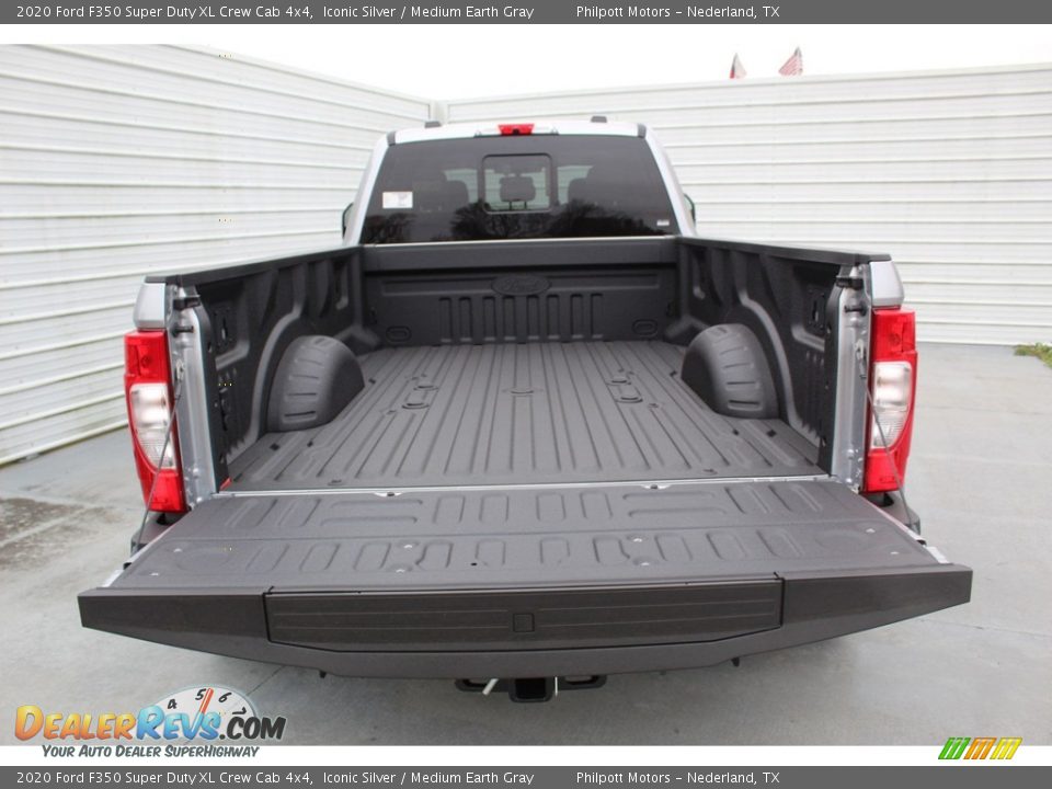 2020 Ford F350 Super Duty XL Crew Cab 4x4 Iconic Silver / Medium Earth Gray Photo #22