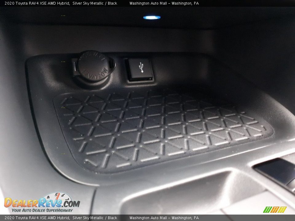 2020 Toyota RAV4 XSE AWD Hybrid Silver Sky Metallic / Black Photo #15
