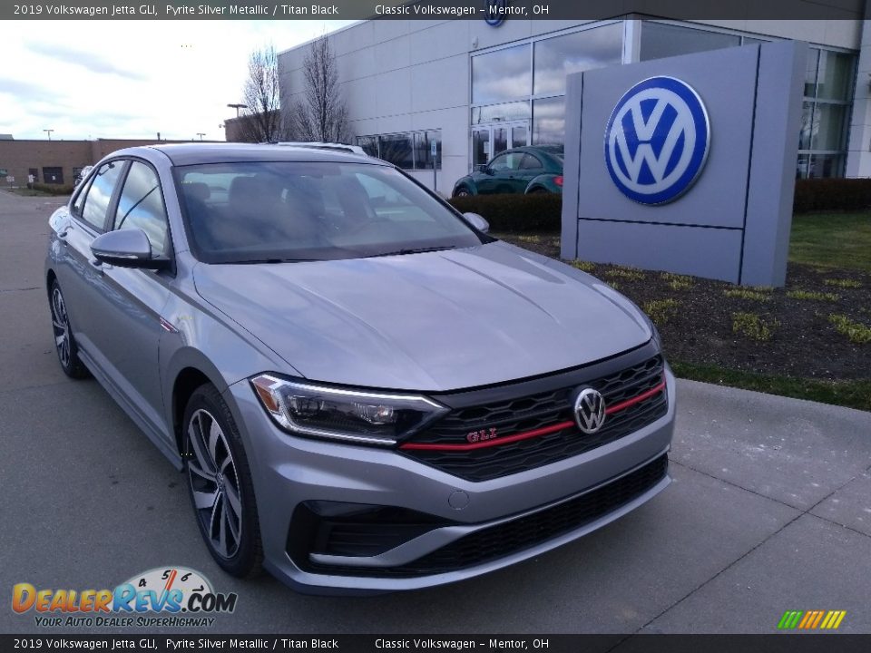 2019 Volkswagen Jetta GLI Pyrite Silver Metallic / Titan Black Photo #2