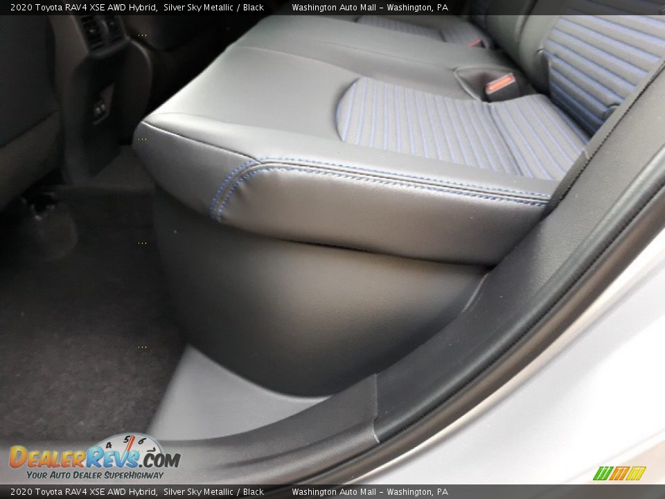 2020 Toyota RAV4 XSE AWD Hybrid Silver Sky Metallic / Black Photo #31
