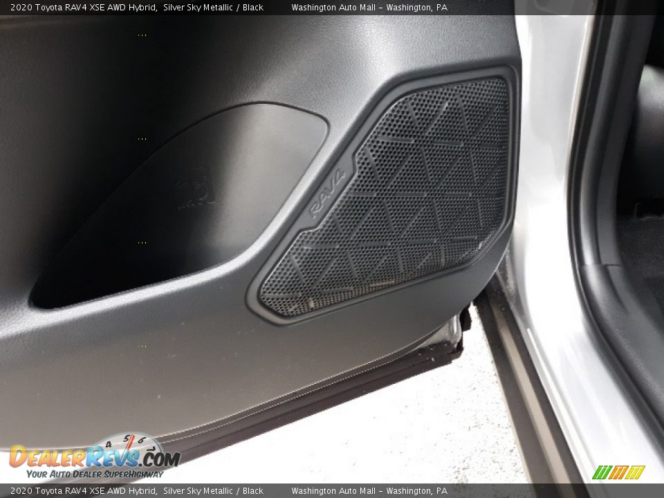 2020 Toyota RAV4 XSE AWD Hybrid Silver Sky Metallic / Black Photo #33
