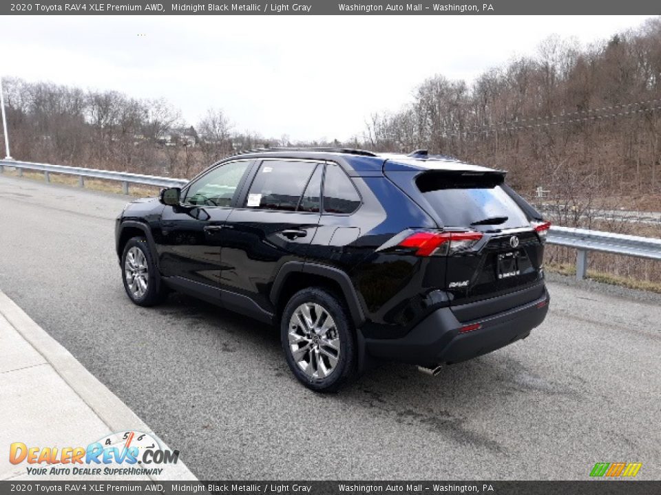 2020 Toyota RAV4 XLE Premium AWD Midnight Black Metallic / Light Gray Photo #2