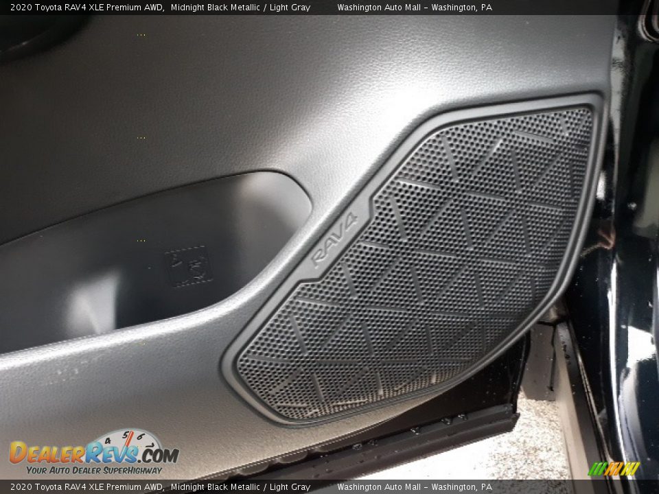 2020 Toyota RAV4 XLE Premium AWD Midnight Black Metallic / Light Gray Photo #29