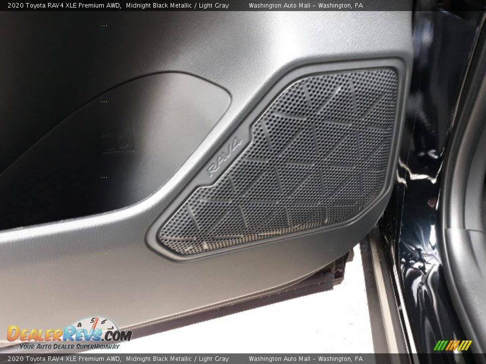 2020 Toyota RAV4 XLE Premium AWD Midnight Black Metallic / Light Gray Photo #35