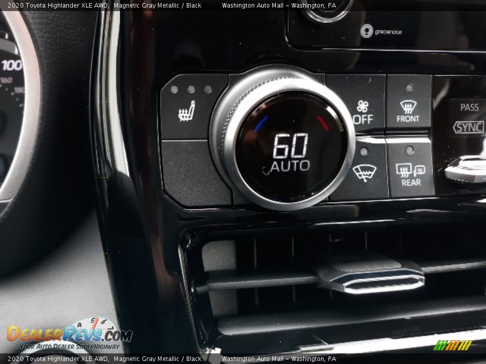 2020 Toyota Highlander XLE AWD Magnetic Gray Metallic / Black Photo #12