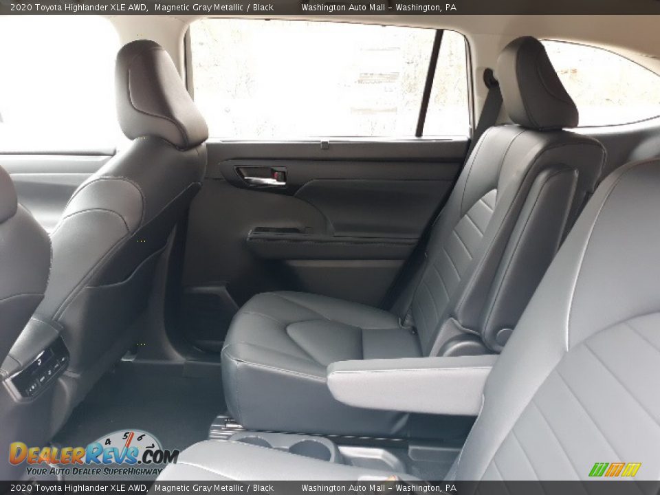 2020 Toyota Highlander XLE AWD Magnetic Gray Metallic / Black Photo #30