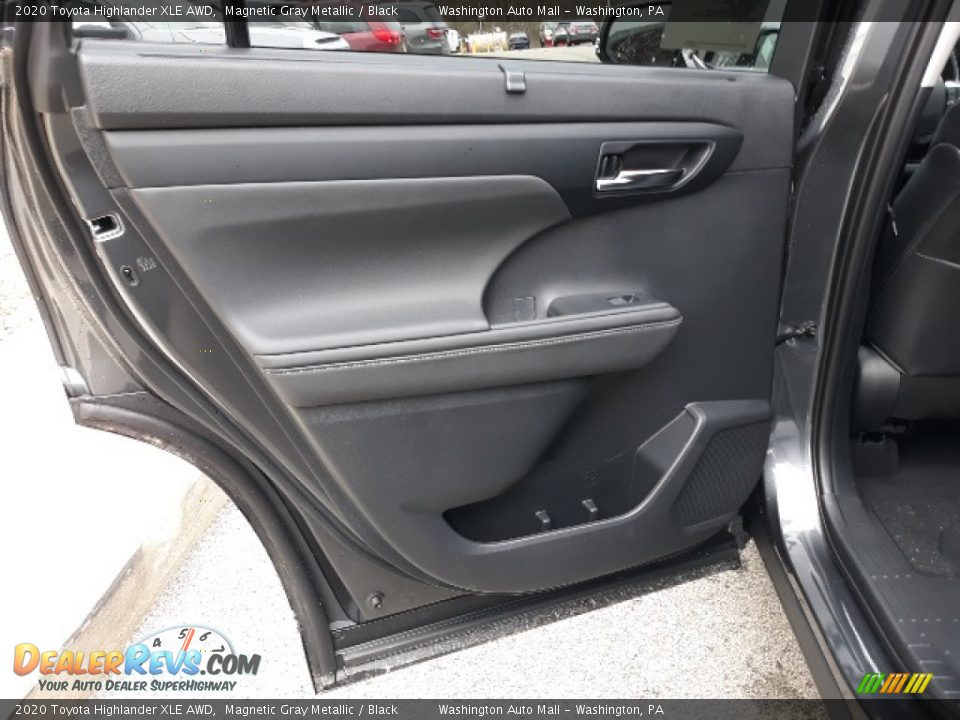 2020 Toyota Highlander XLE AWD Magnetic Gray Metallic / Black Photo #33