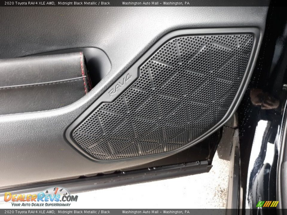2020 Toyota RAV4 XLE AWD Midnight Black Metallic / Black Photo #28