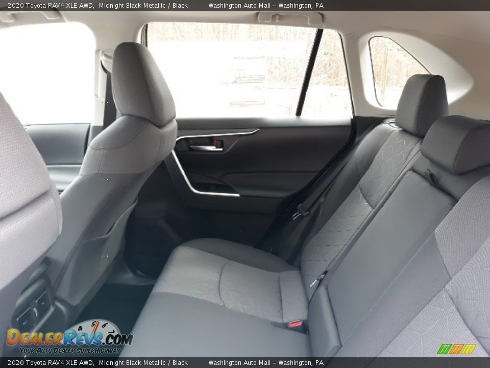 2020 Toyota RAV4 XLE AWD Midnight Black Metallic / Black Photo #30