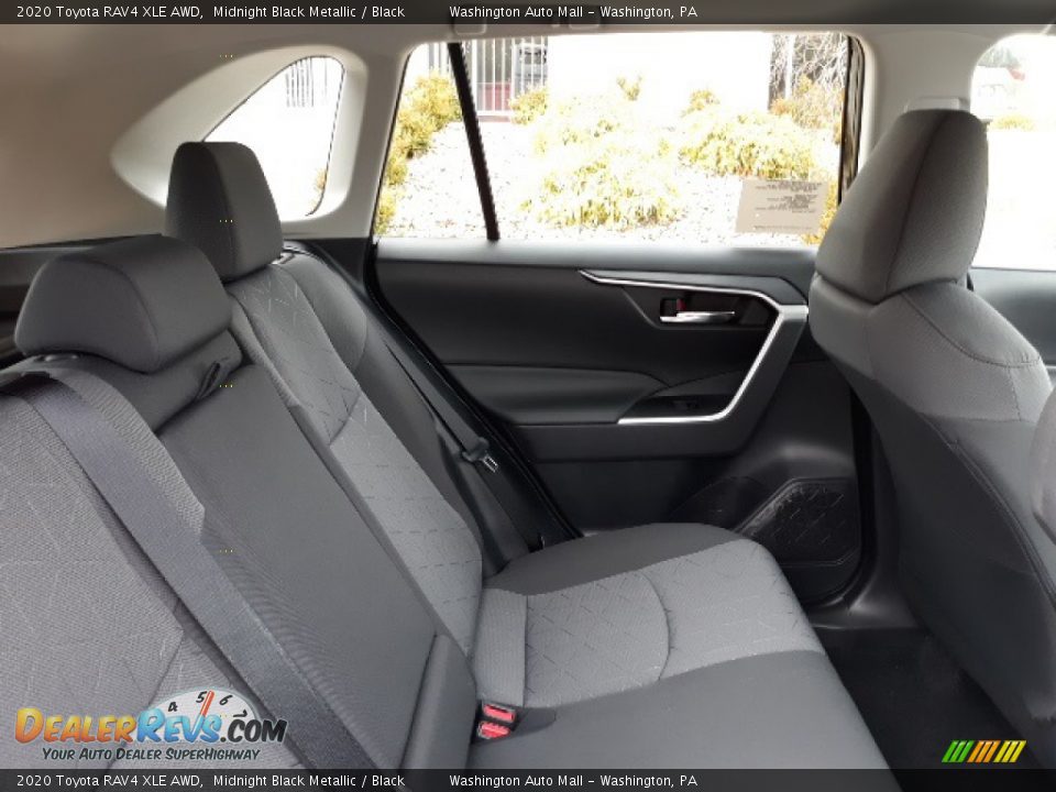 2020 Toyota RAV4 XLE AWD Midnight Black Metallic / Black Photo #36