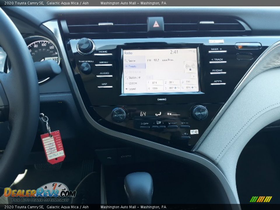 2020 Toyota Camry SE Galactic Aqua Mica / Ash Photo #11