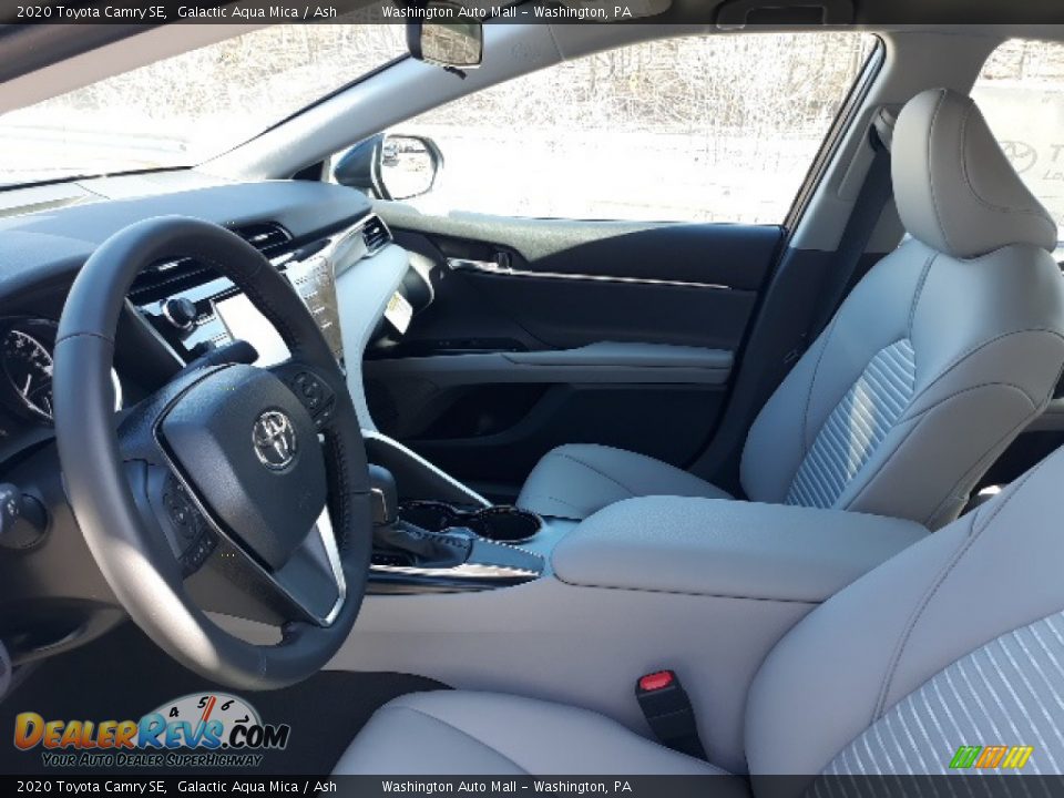 2020 Toyota Camry SE Galactic Aqua Mica / Ash Photo #19