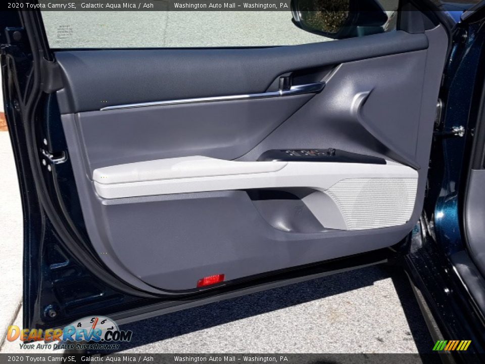 2020 Toyota Camry SE Galactic Aqua Mica / Ash Photo #22