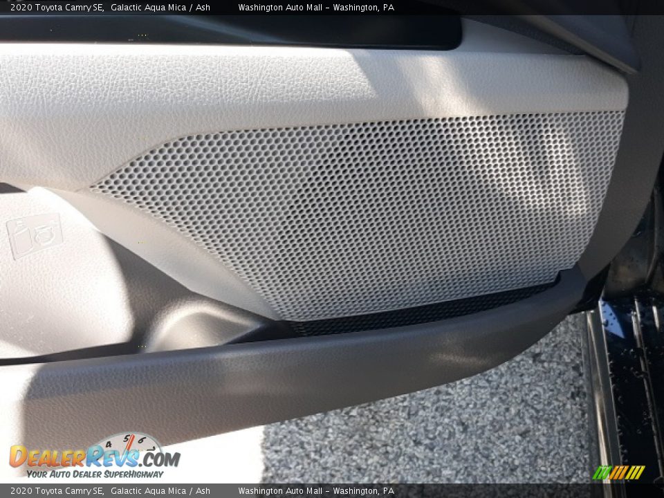 2020 Toyota Camry SE Galactic Aqua Mica / Ash Photo #23