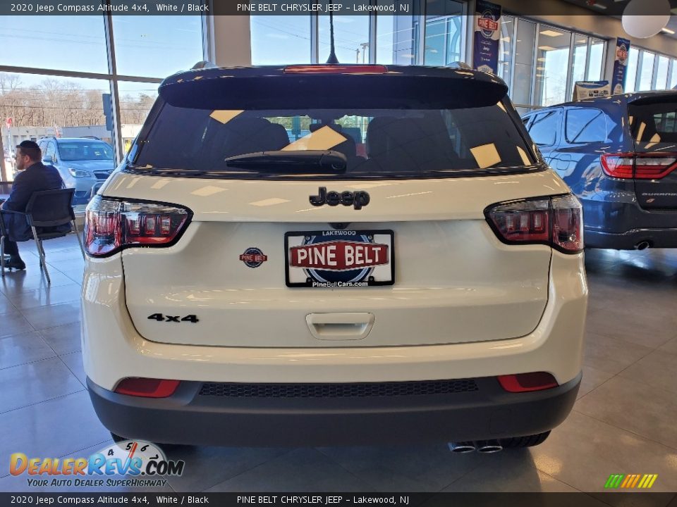 2020 Jeep Compass Altitude 4x4 White / Black Photo #5