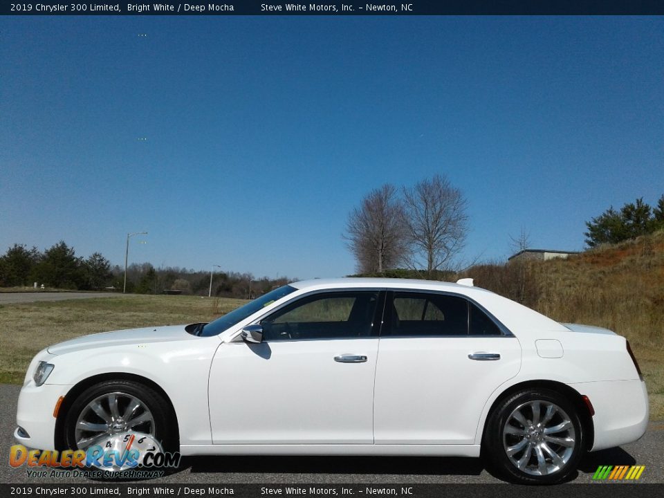 Bright White 2019 Chrysler 300 Limited Photo #1
