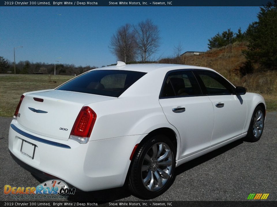 2019 Chrysler 300 Limited Bright White / Deep Mocha Photo #6