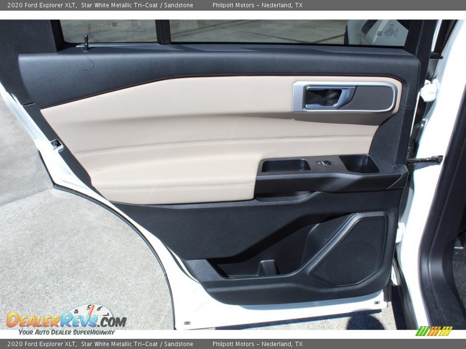 2020 Ford Explorer XLT Star White Metallic Tri-Coat / Sandstone Photo #18