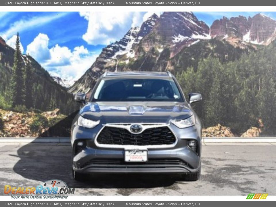 2020 Toyota Highlander XLE AWD Magnetic Gray Metallic / Black Photo #2