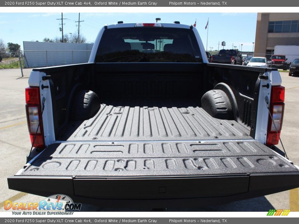 2020 Ford F250 Super Duty XLT Crew Cab 4x4 Oxford White / Medium Earth Gray Photo #21