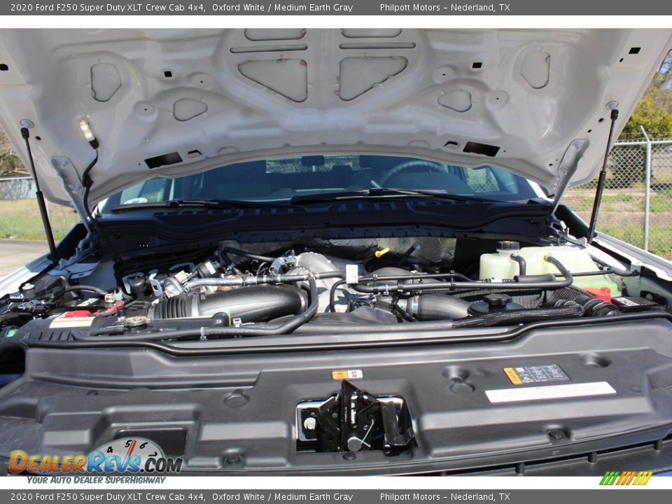2020 Ford F250 Super Duty XLT Crew Cab 4x4 Oxford White / Medium Earth Gray Photo #22