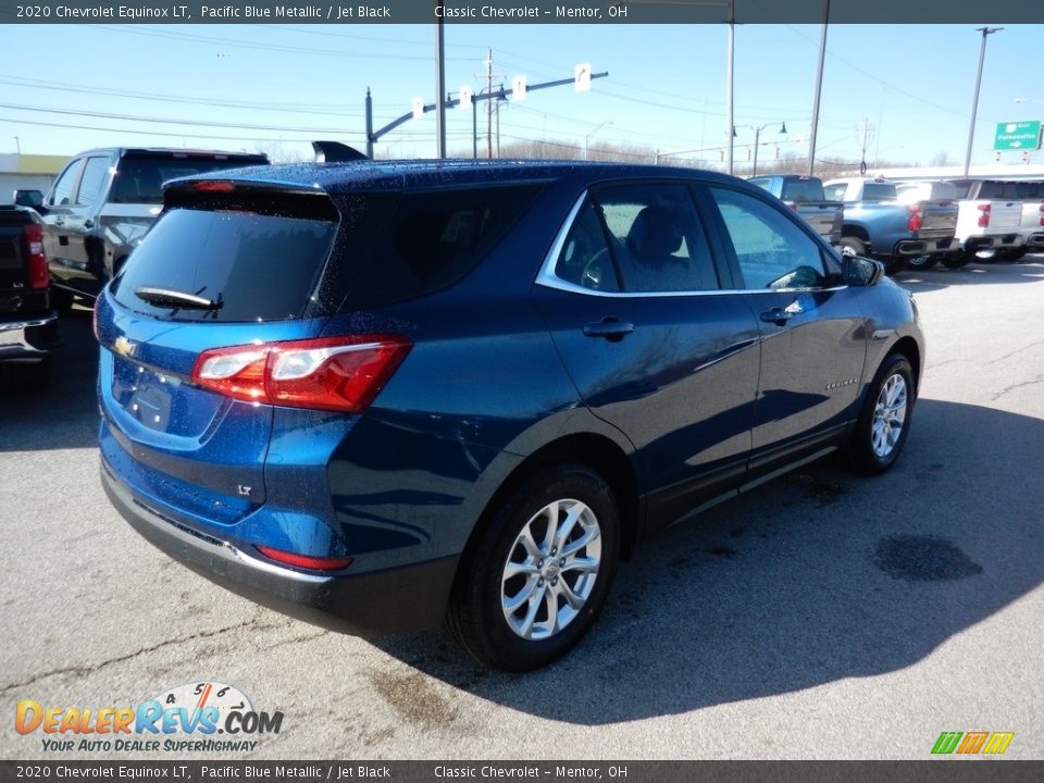 2020 Chevrolet Equinox LT Pacific Blue Metallic / Jet Black Photo #4