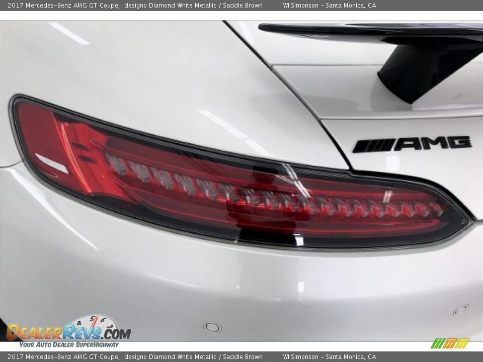 2017 Mercedes-Benz AMG GT Coupe designo Diamond White Metallic / Saddle Brown Photo #24