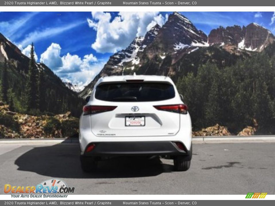2020 Toyota Highlander L AWD Blizzard White Pearl / Graphite Photo #4