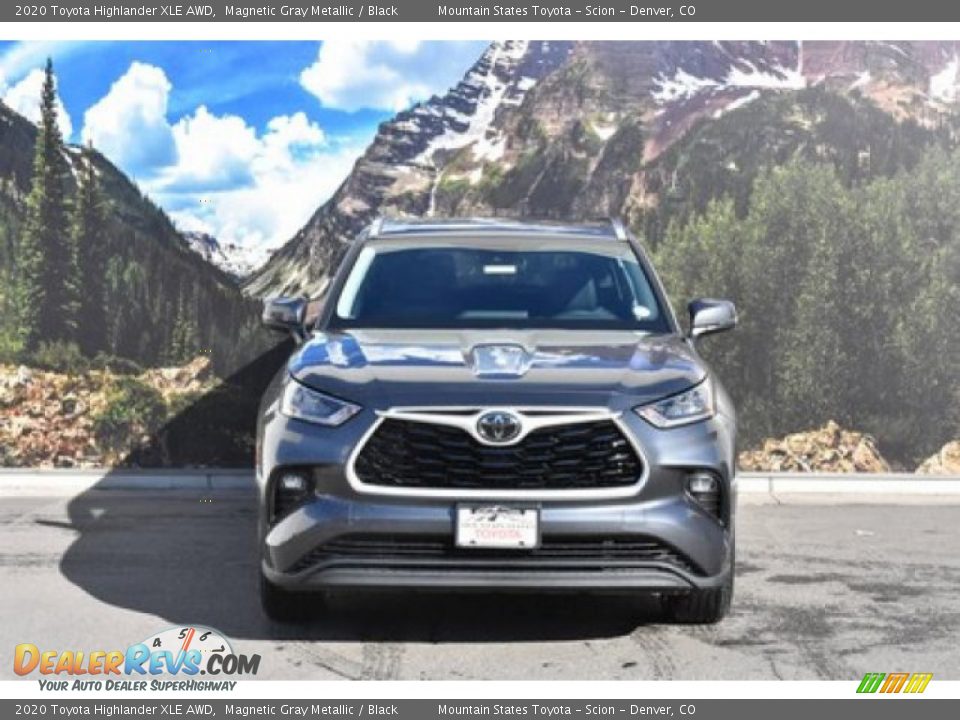 2020 Toyota Highlander XLE AWD Magnetic Gray Metallic / Black Photo #2