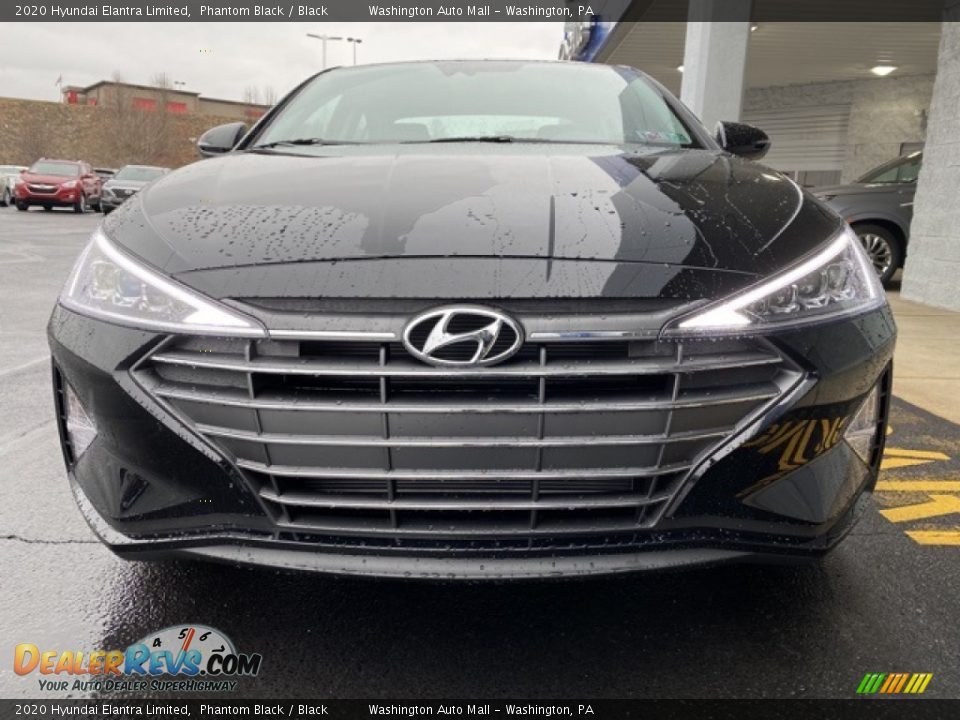 2020 Hyundai Elantra Limited Phantom Black / Black Photo #7