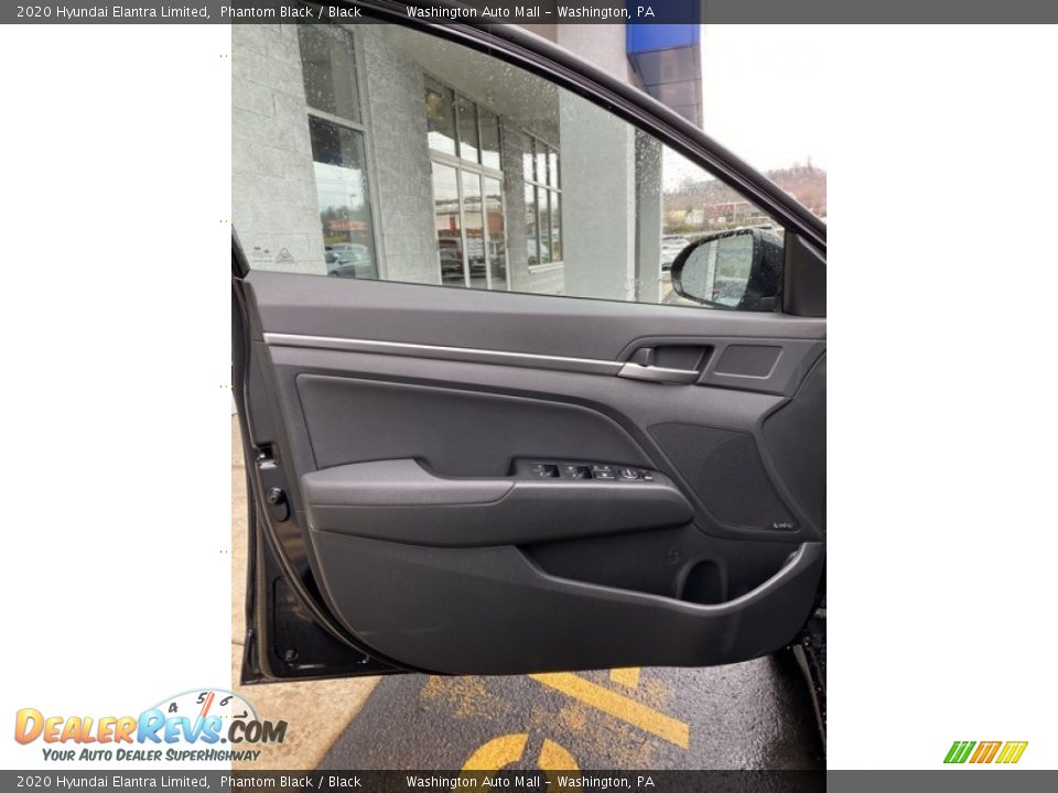 2020 Hyundai Elantra Limited Phantom Black / Black Photo #10