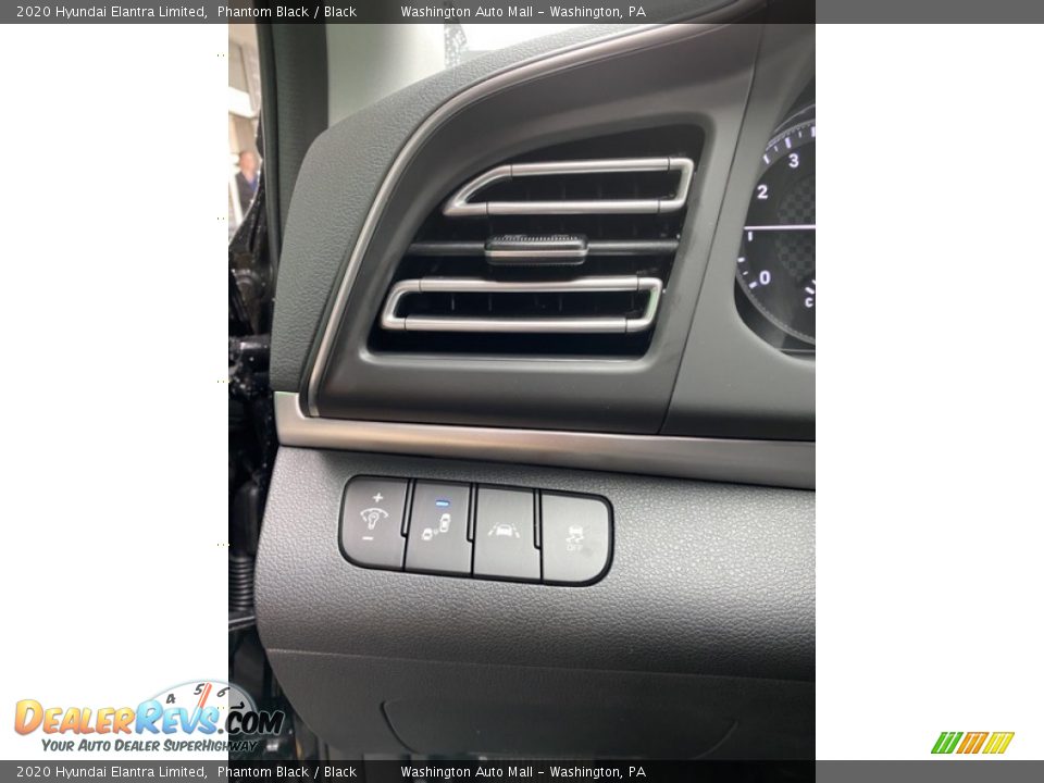 2020 Hyundai Elantra Limited Phantom Black / Black Photo #12