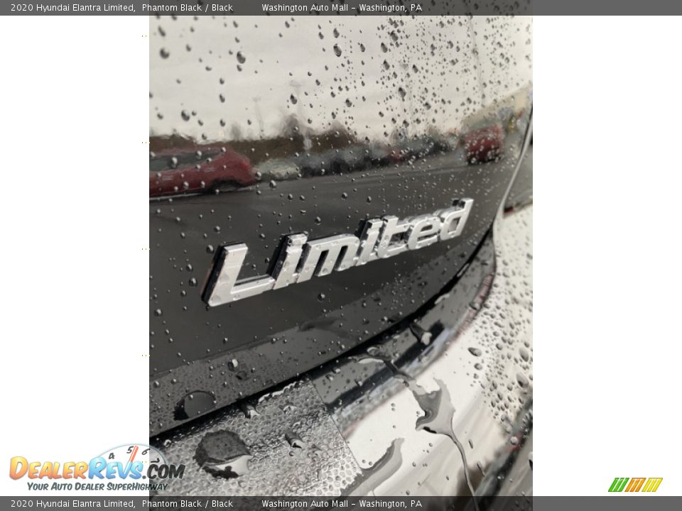 2020 Hyundai Elantra Limited Phantom Black / Black Photo #22