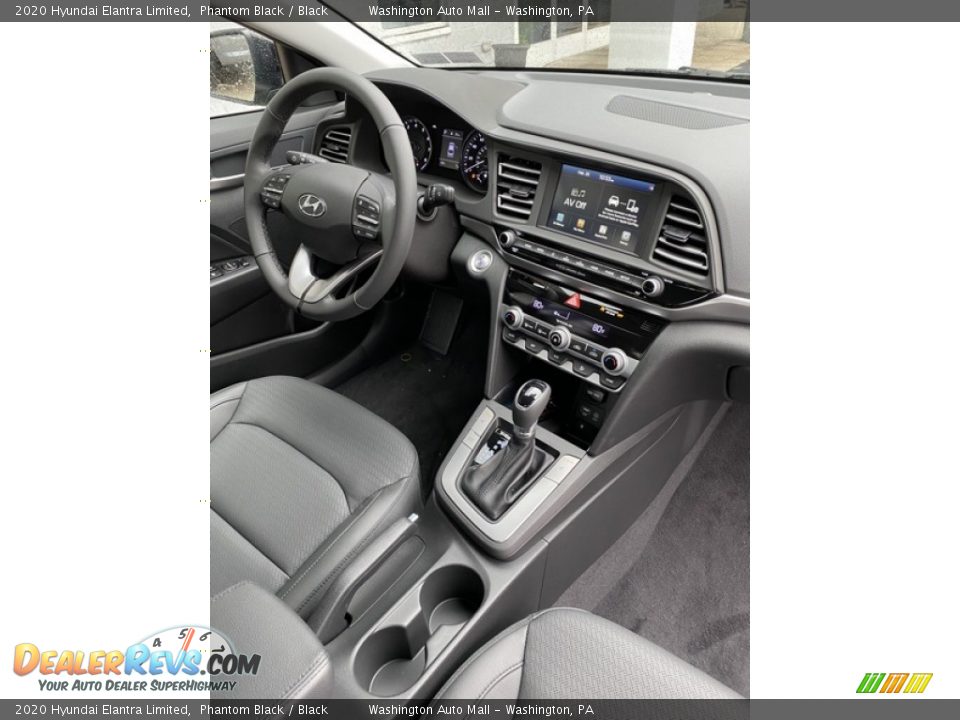 2020 Hyundai Elantra Limited Phantom Black / Black Photo #25