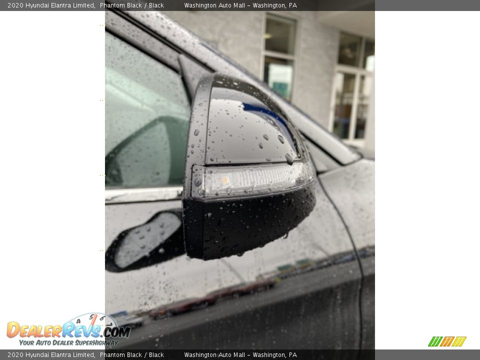 2020 Hyundai Elantra Limited Phantom Black / Black Photo #26
