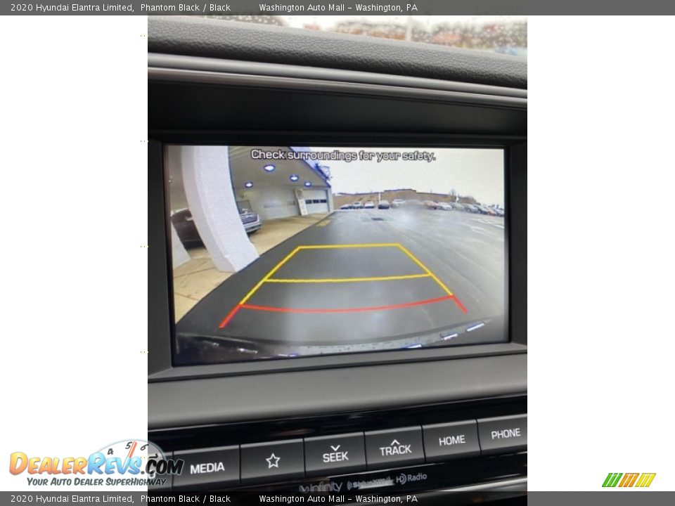 2020 Hyundai Elantra Limited Phantom Black / Black Photo #30