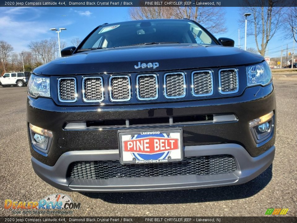 2020 Jeep Compass Latitude 4x4 Diamond Black Crystal Pearl / Black Photo #3
