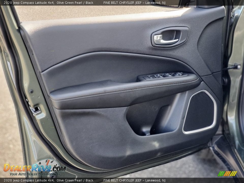 2020 Jeep Compass Latitude 4x4 Olive Green Pearl / Black Photo #11