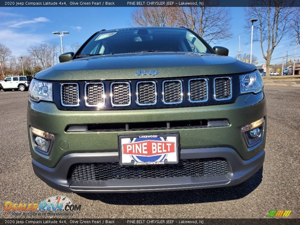 2020 Jeep Compass Latitude 4x4 Olive Green Pearl / Black Photo #3