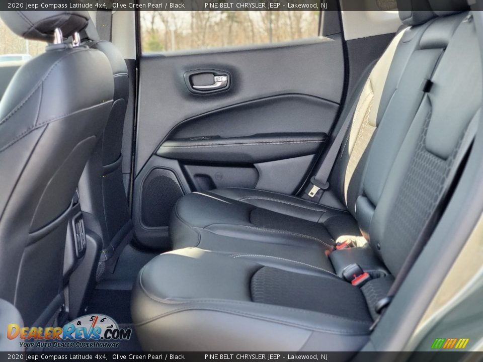 2020 Jeep Compass Latitude 4x4 Olive Green Pearl / Black Photo #9