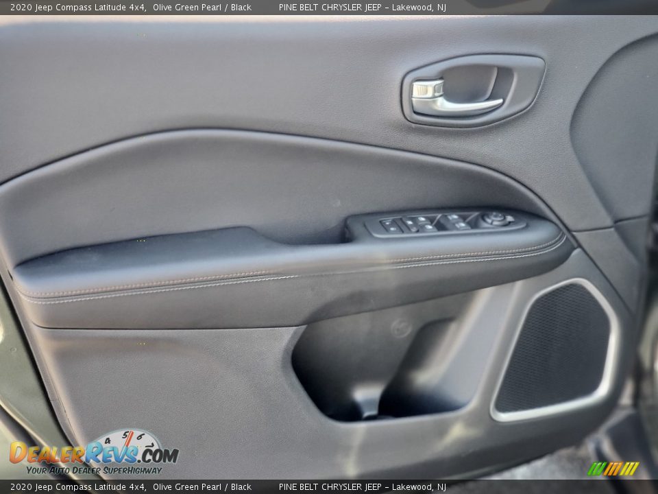 2020 Jeep Compass Latitude 4x4 Olive Green Pearl / Black Photo #11