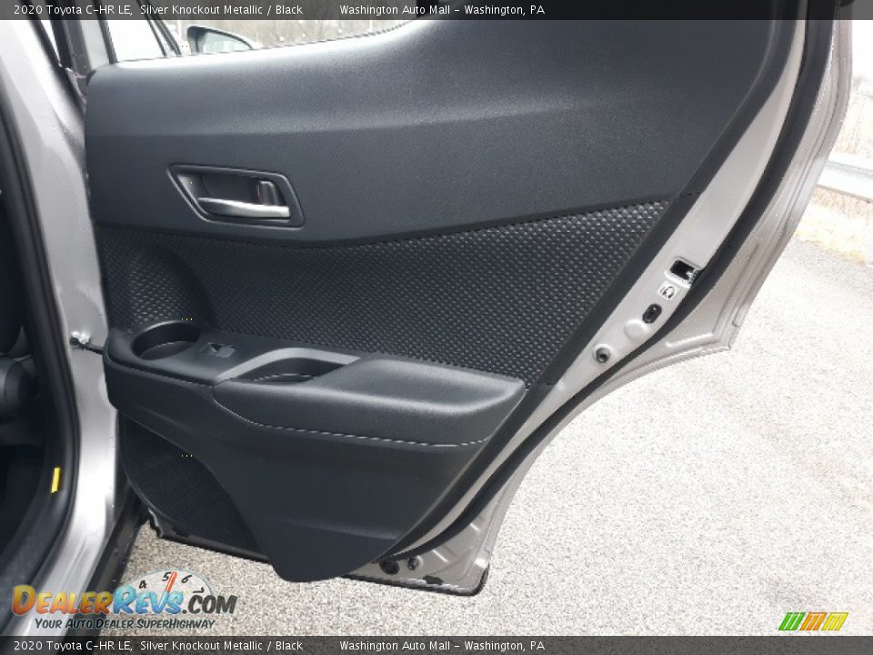 2020 Toyota C-HR LE Silver Knockout Metallic / Black Photo #32