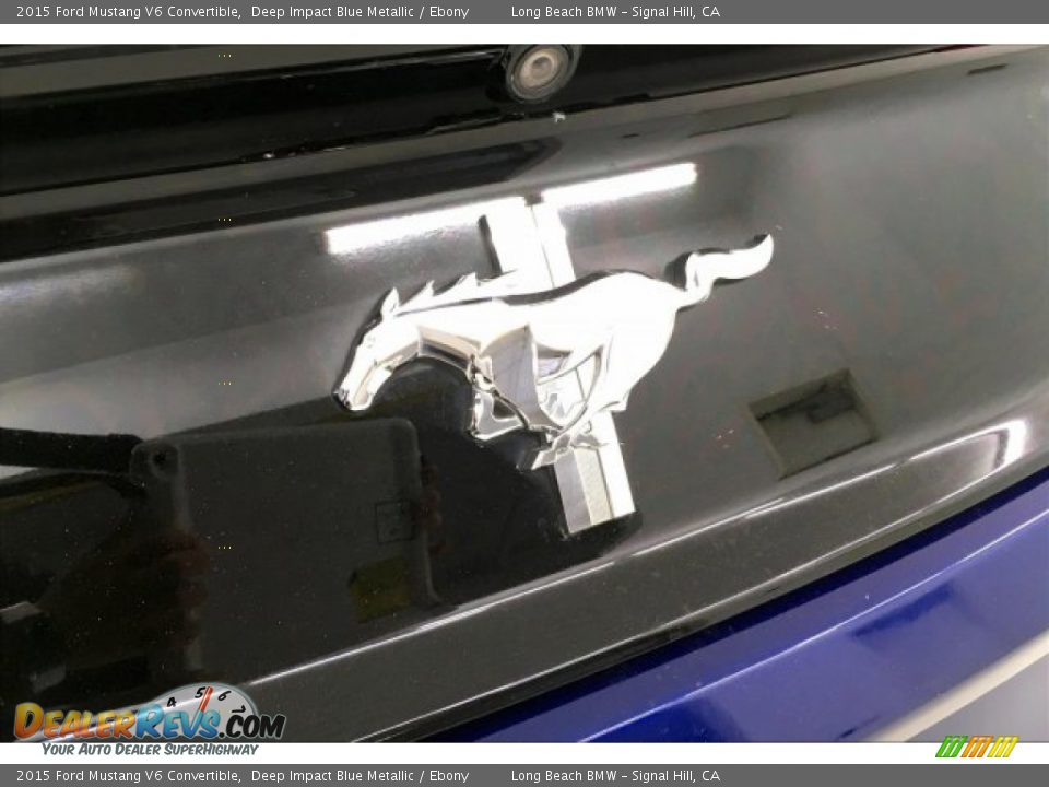 2015 Ford Mustang V6 Convertible Deep Impact Blue Metallic / Ebony Photo #20